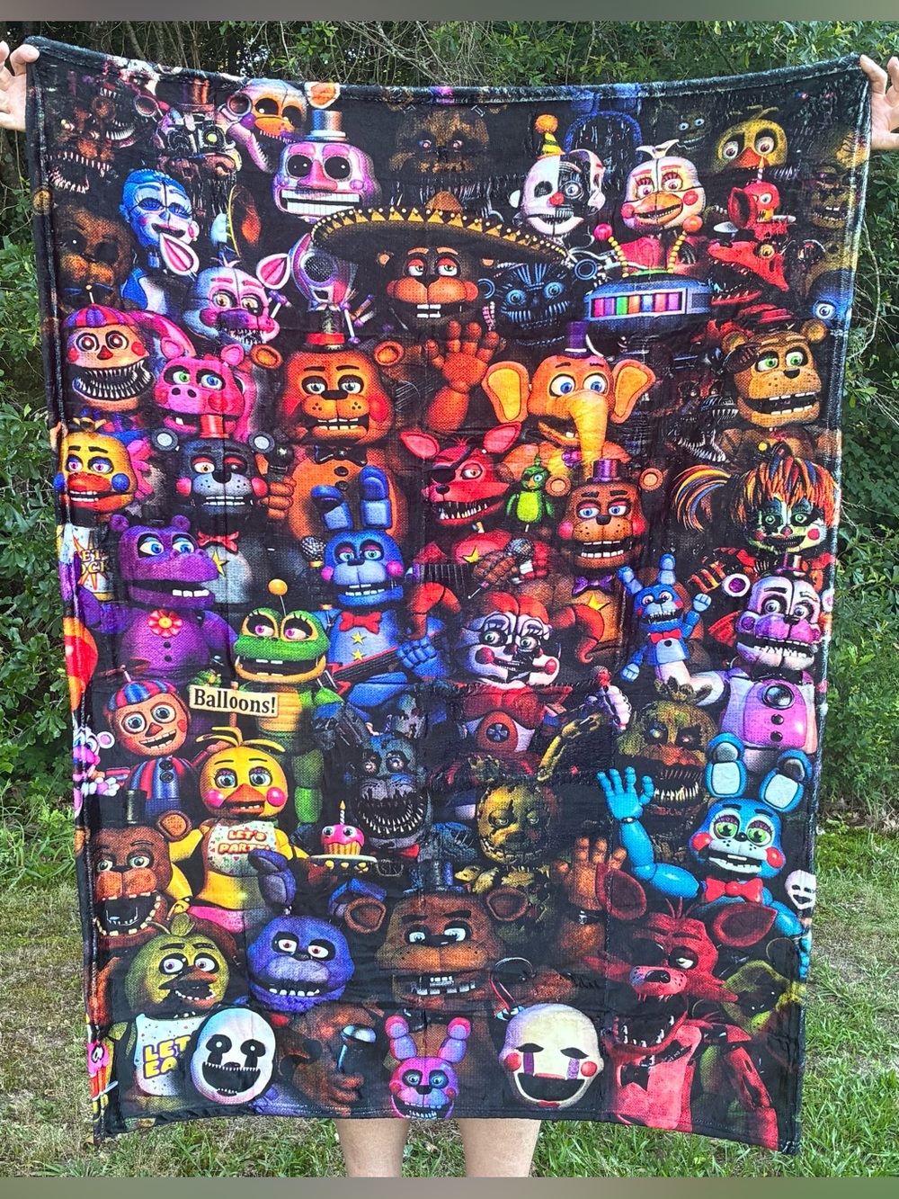 NEW Five Nights at Freddy's Throw Blanket